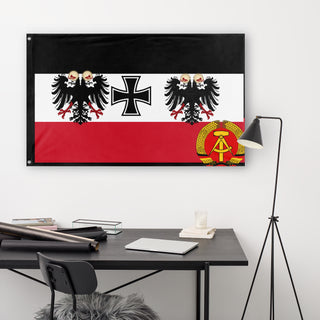 german empire flag (German commander)