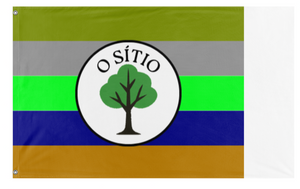 A mockup of the custom flag 'O Sitio flag' on a white background